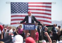 Look at me! This is Attention Economics!