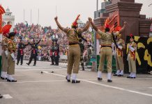 Gesang und Tanz an der gefährlichsten Grenze der Welt