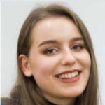 Julia_Headshot_Website