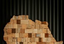 Forging a fresh way: Former rivals from history should form new friendships